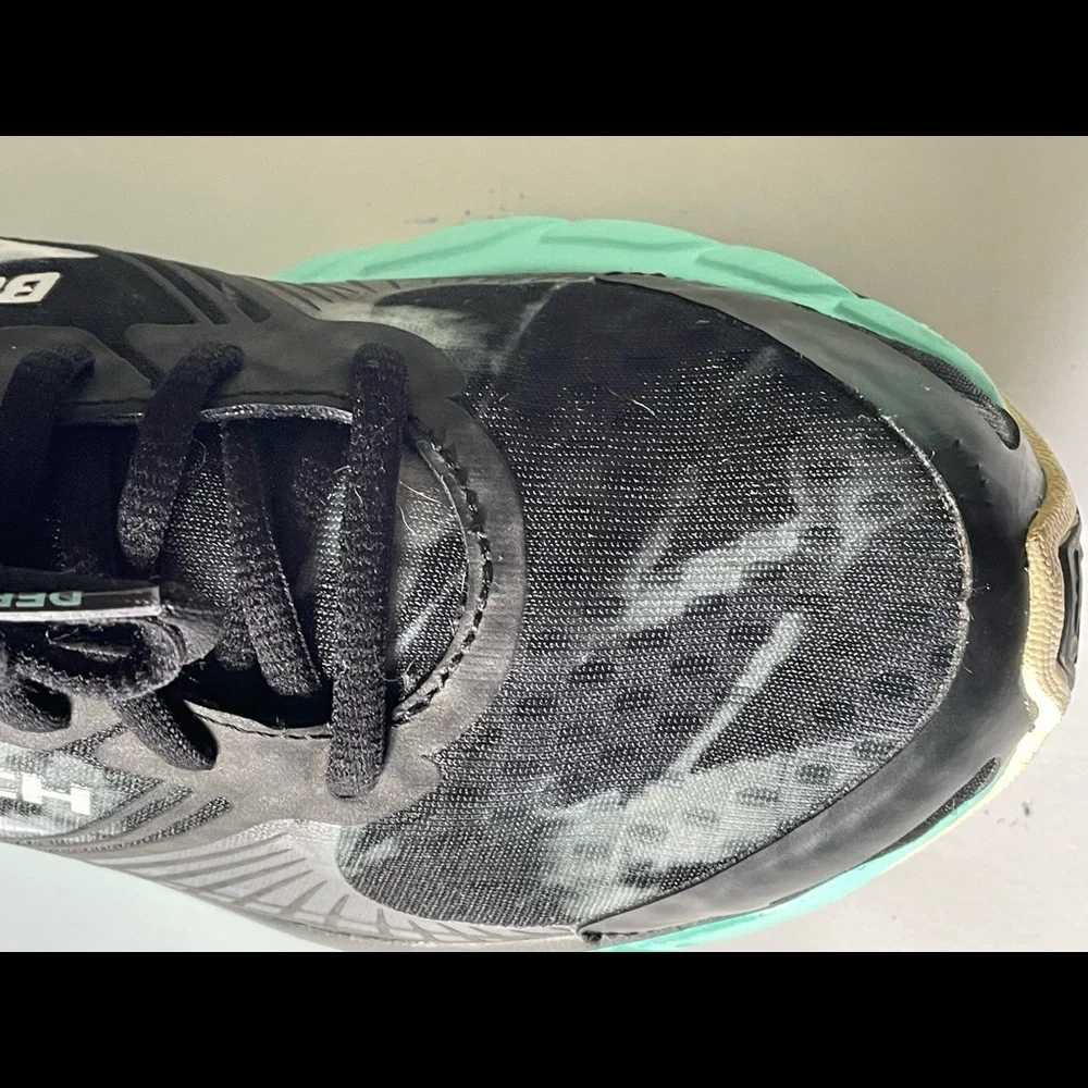 Brooks Women's Launch 3 Black/White/Ice Green Running Sneaker 9 B (M)